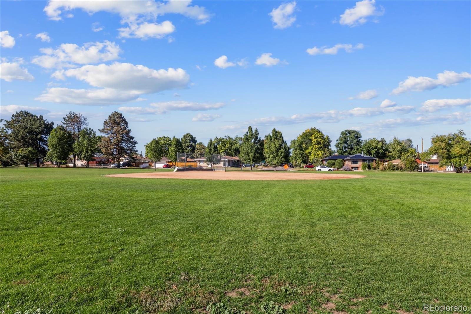 3299 W Dakota Avenue