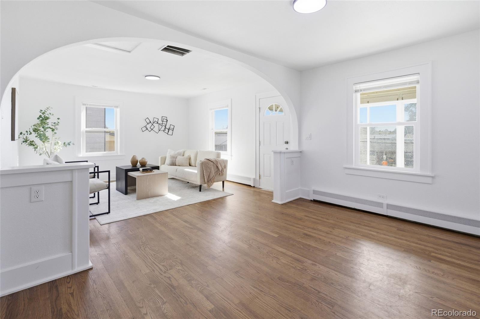 3299 W Dakota Avenue