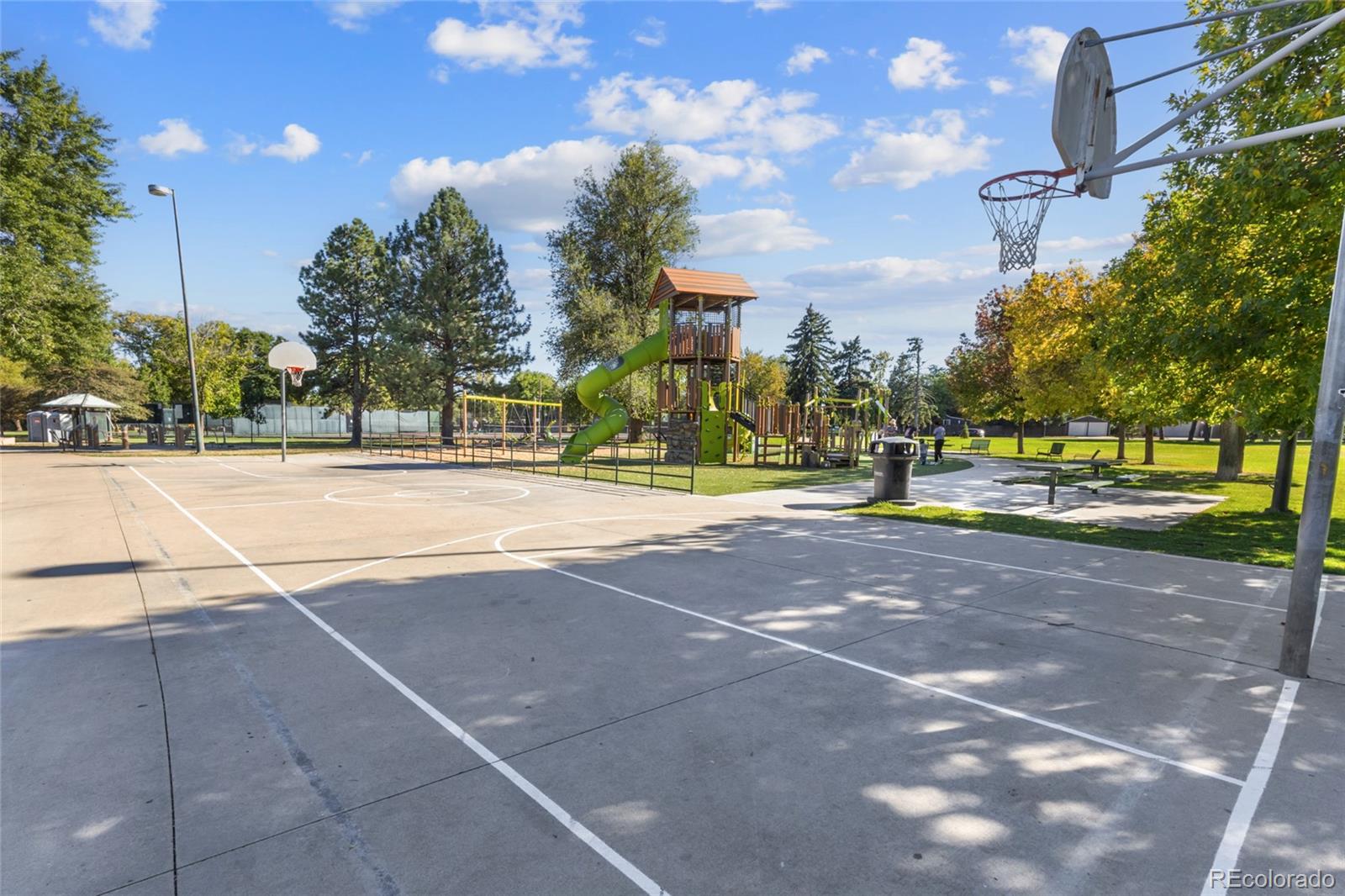 3299 W Dakota Avenue