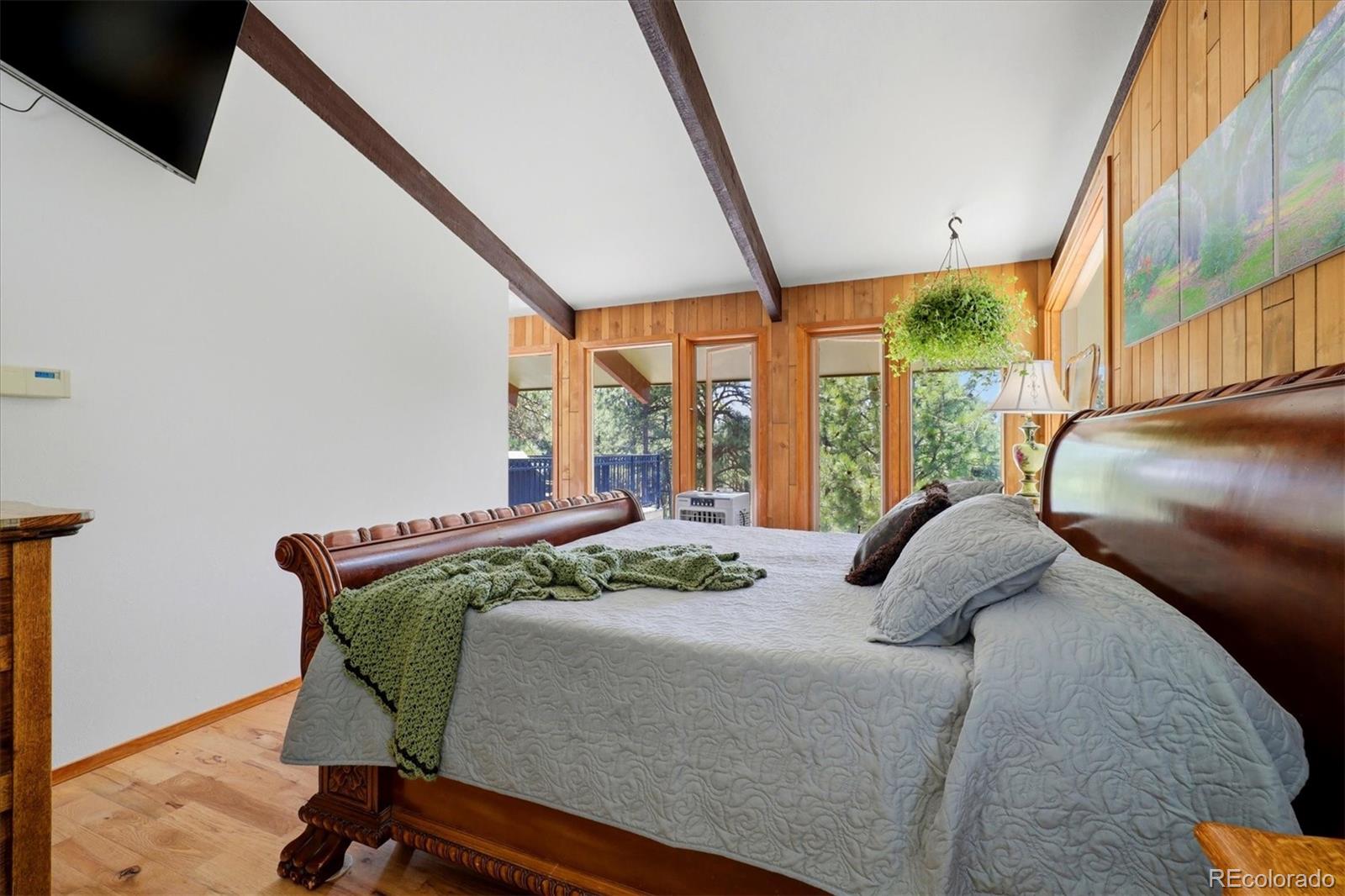 1125 Deerpath Road