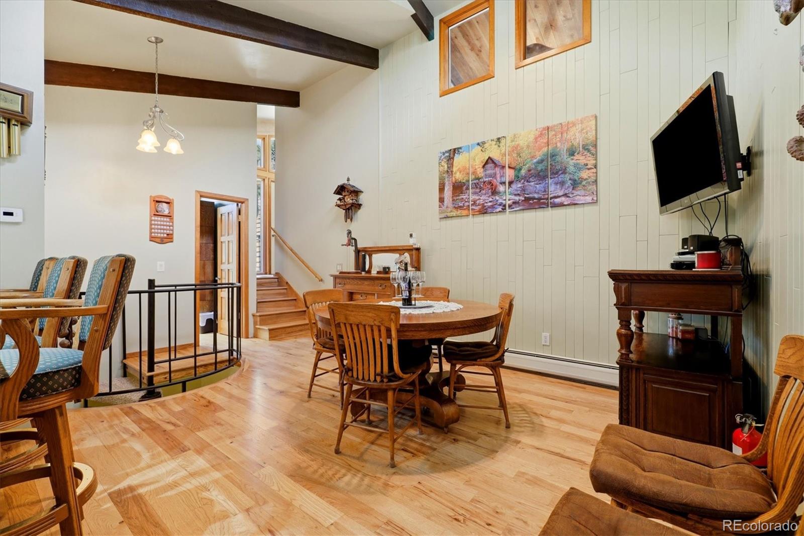 1125 Deerpath Road