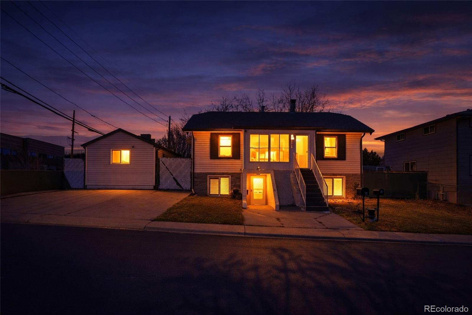 3299 W Dakota Avenue