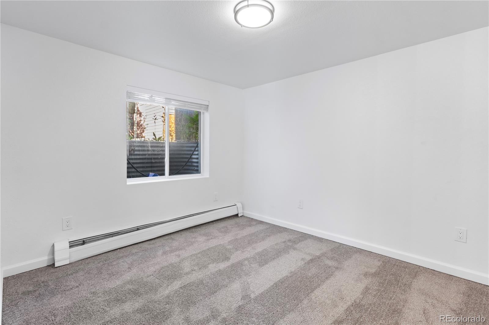 3299 W Dakota Avenue