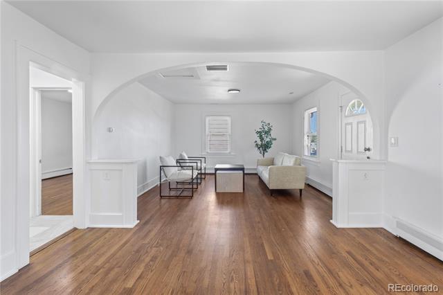 3299 W Dakota Avenue