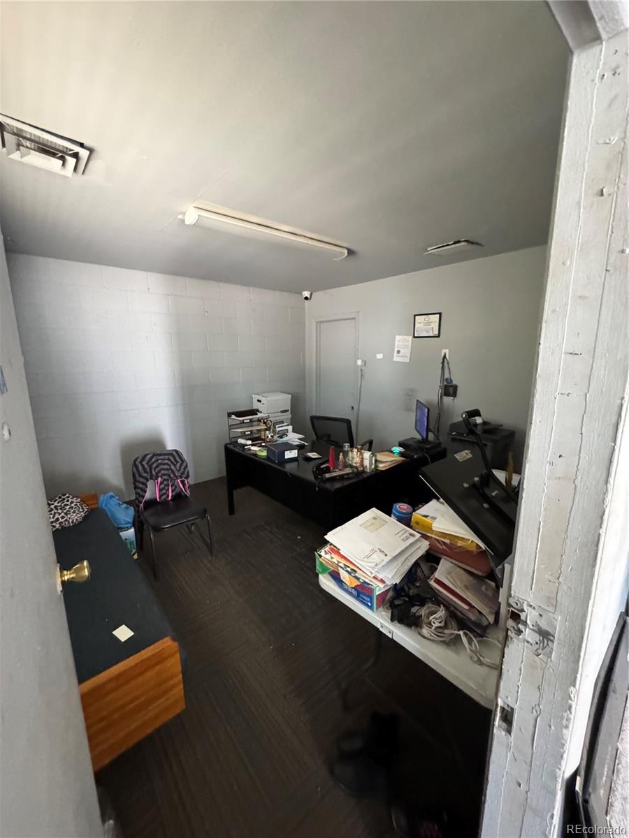 7675 Washington Street