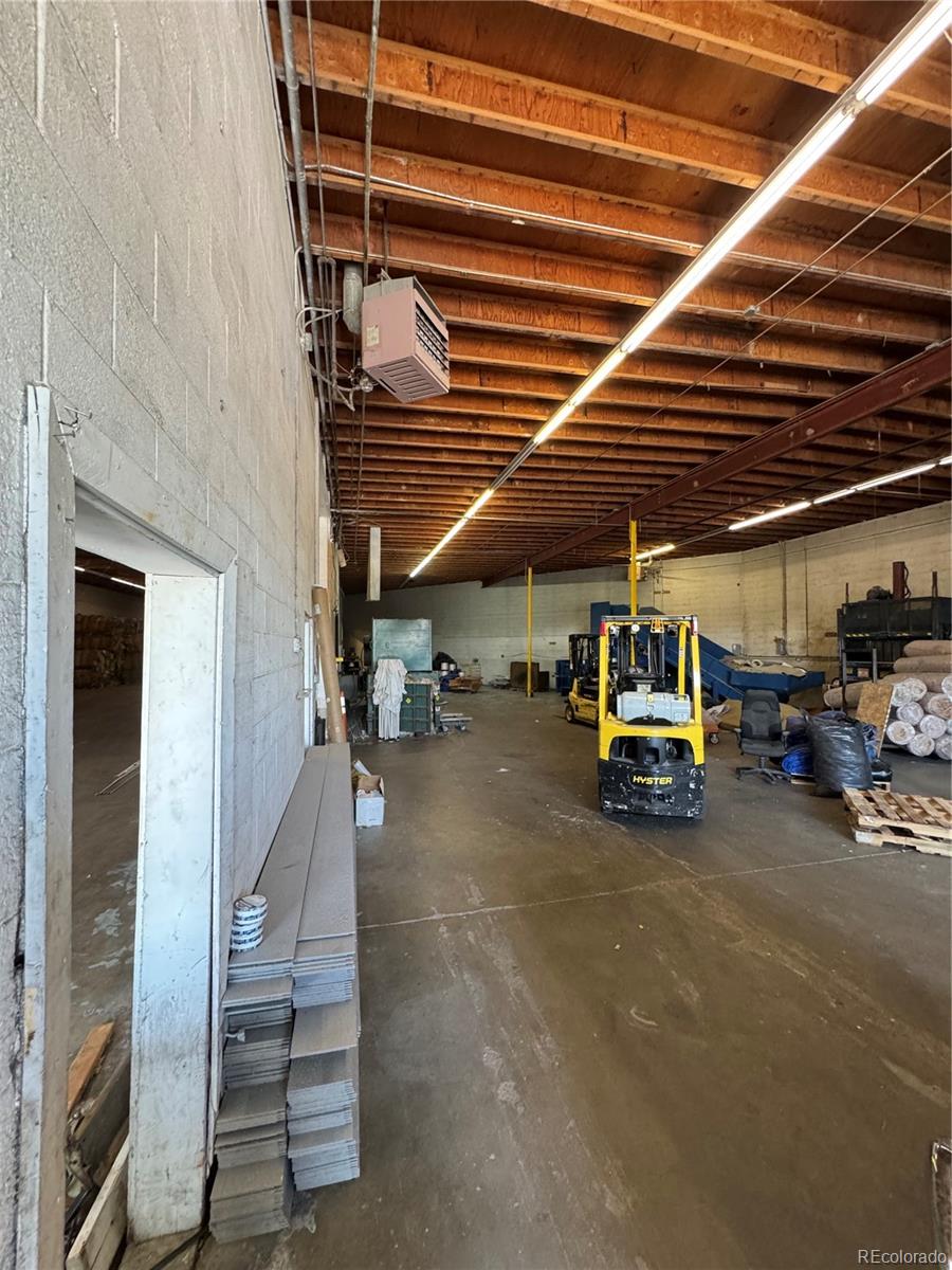 7675 Washington Street