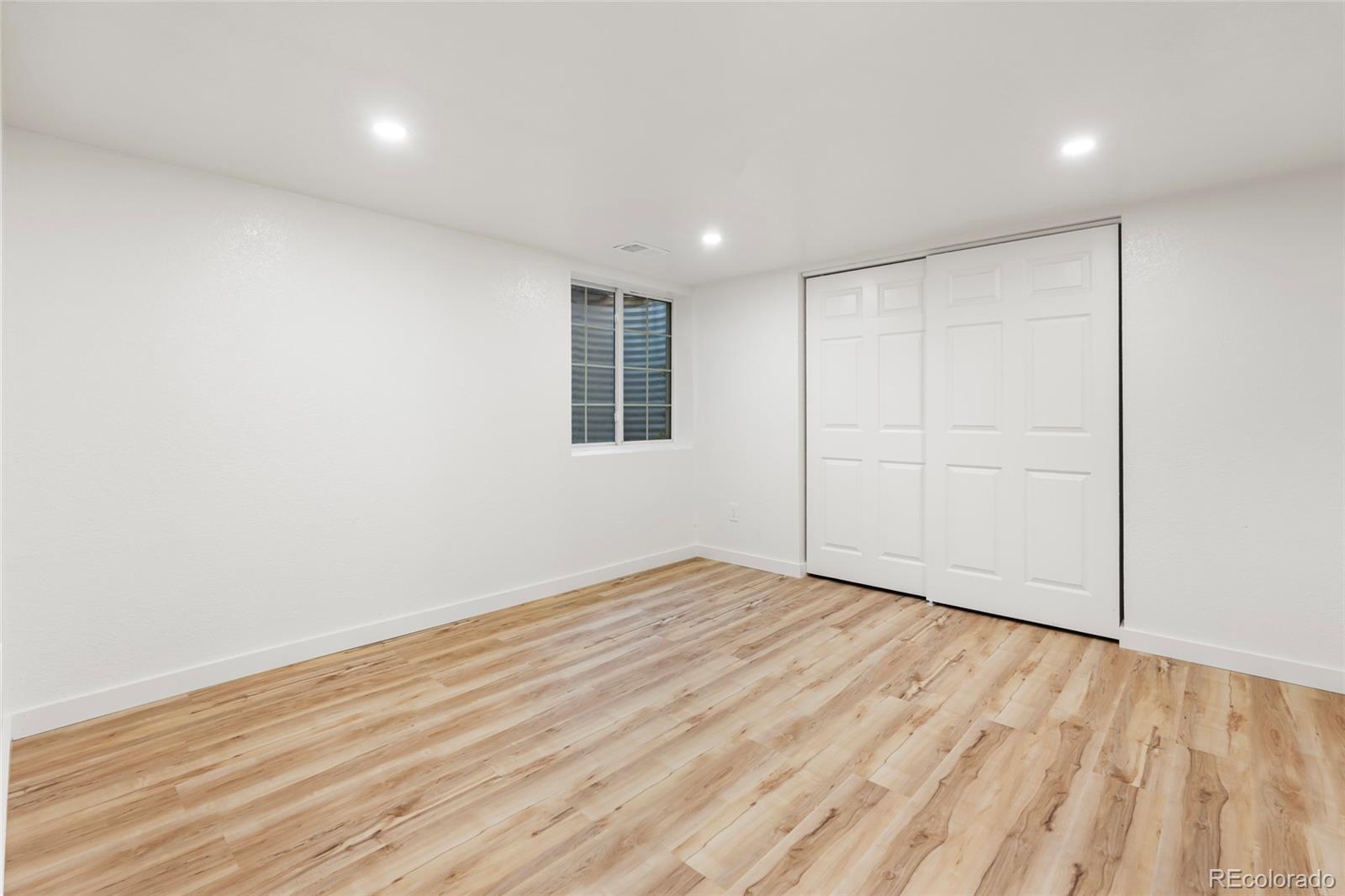 3235 S Espana Circle