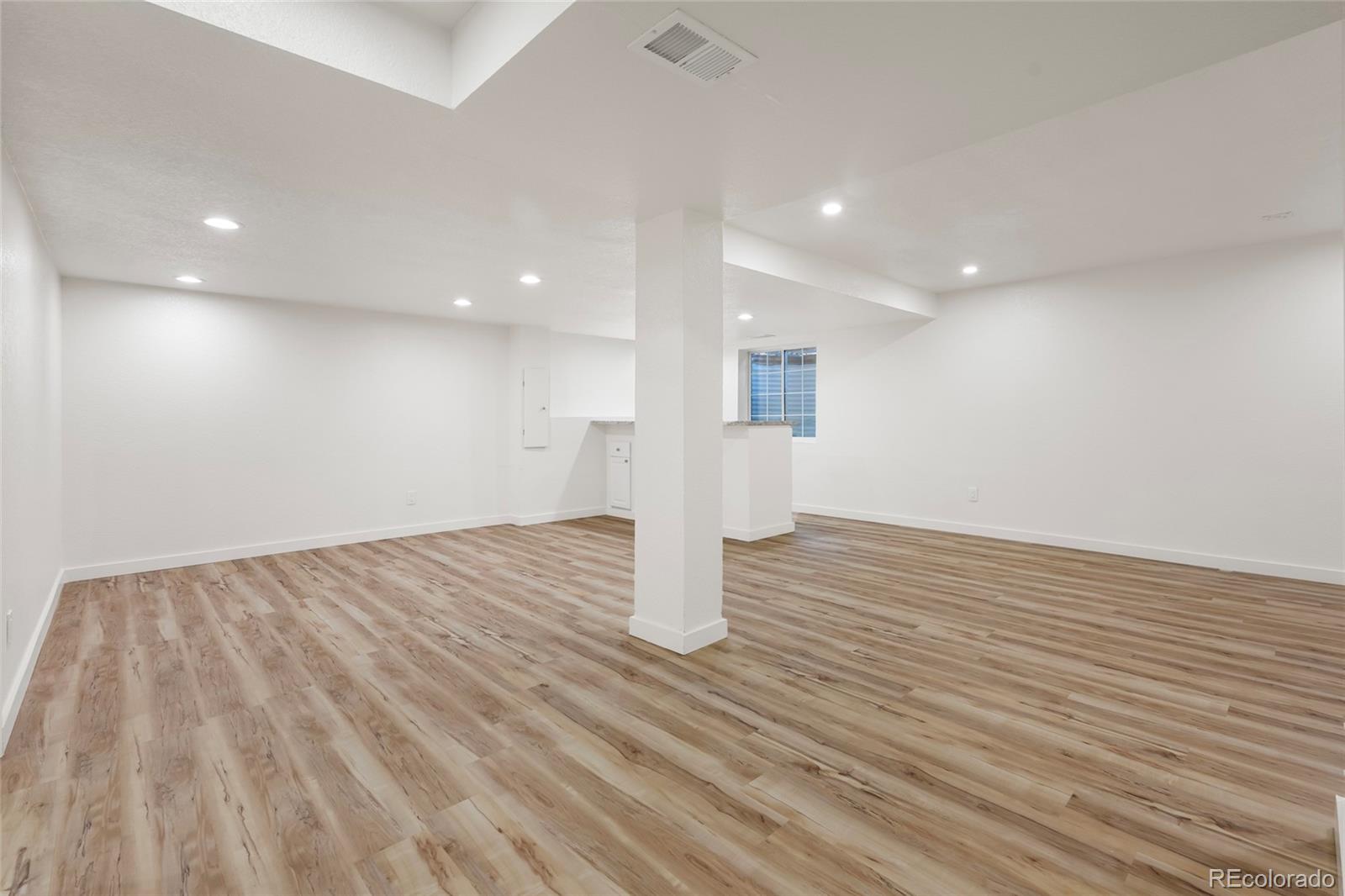 3235 S Espana Circle