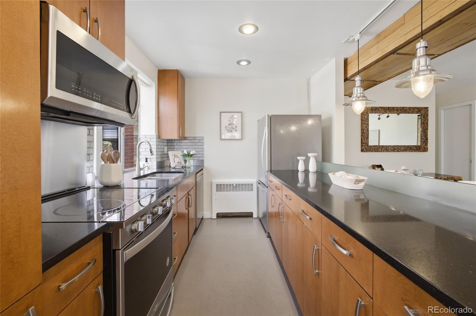 500 E 11th Avenue Unit: 201