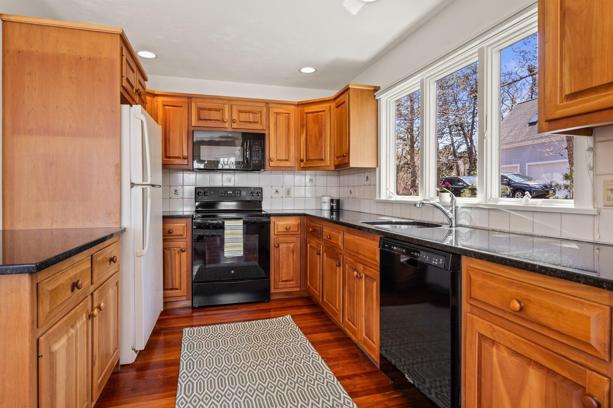 5 Eldridge Pond Road