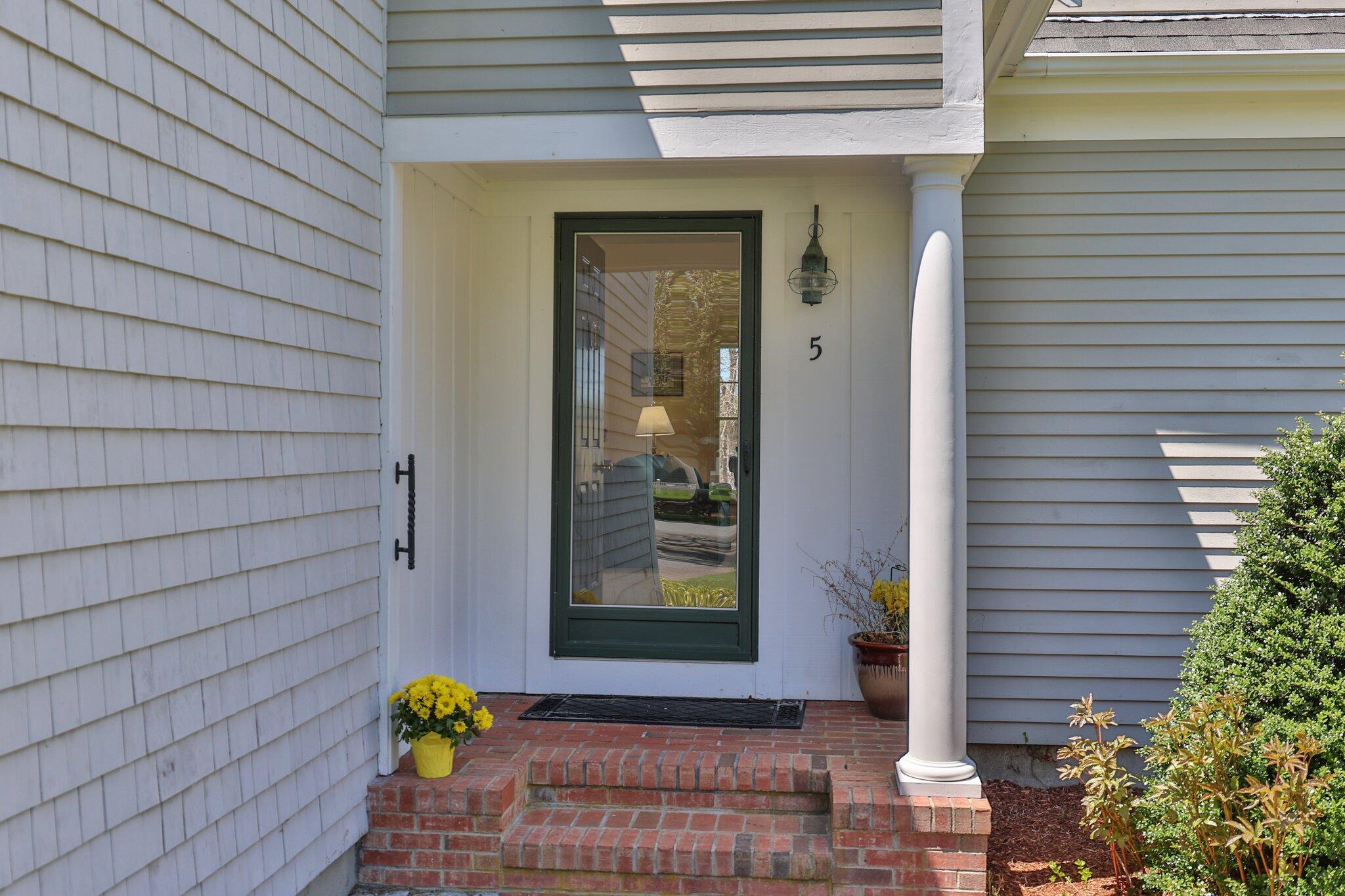 5 Eldridge Pond Road