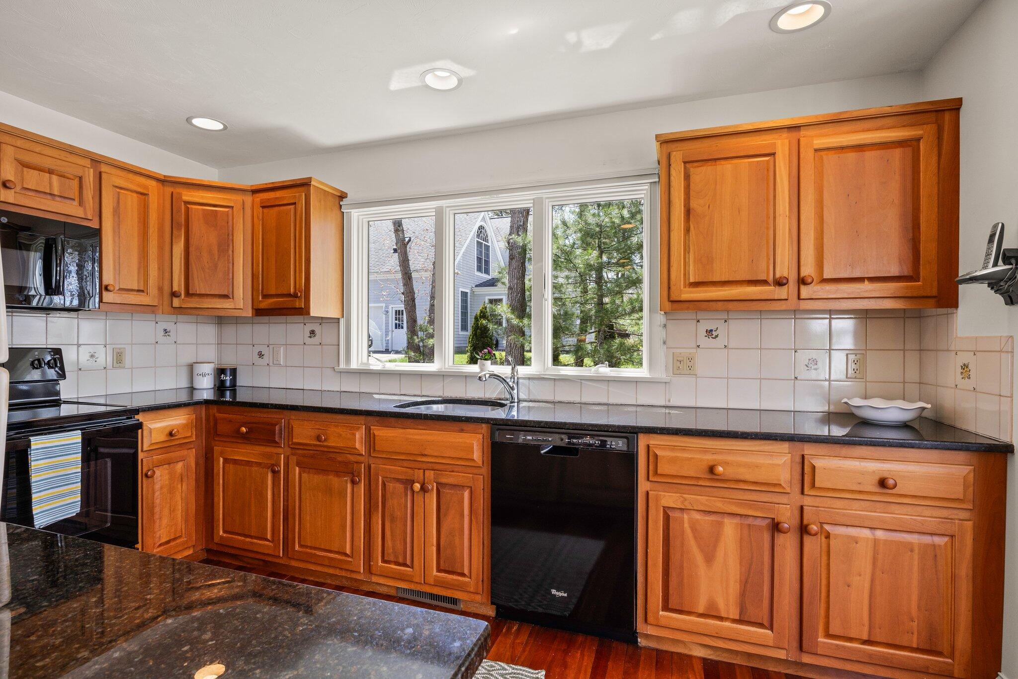 5 Eldridge Pond Road