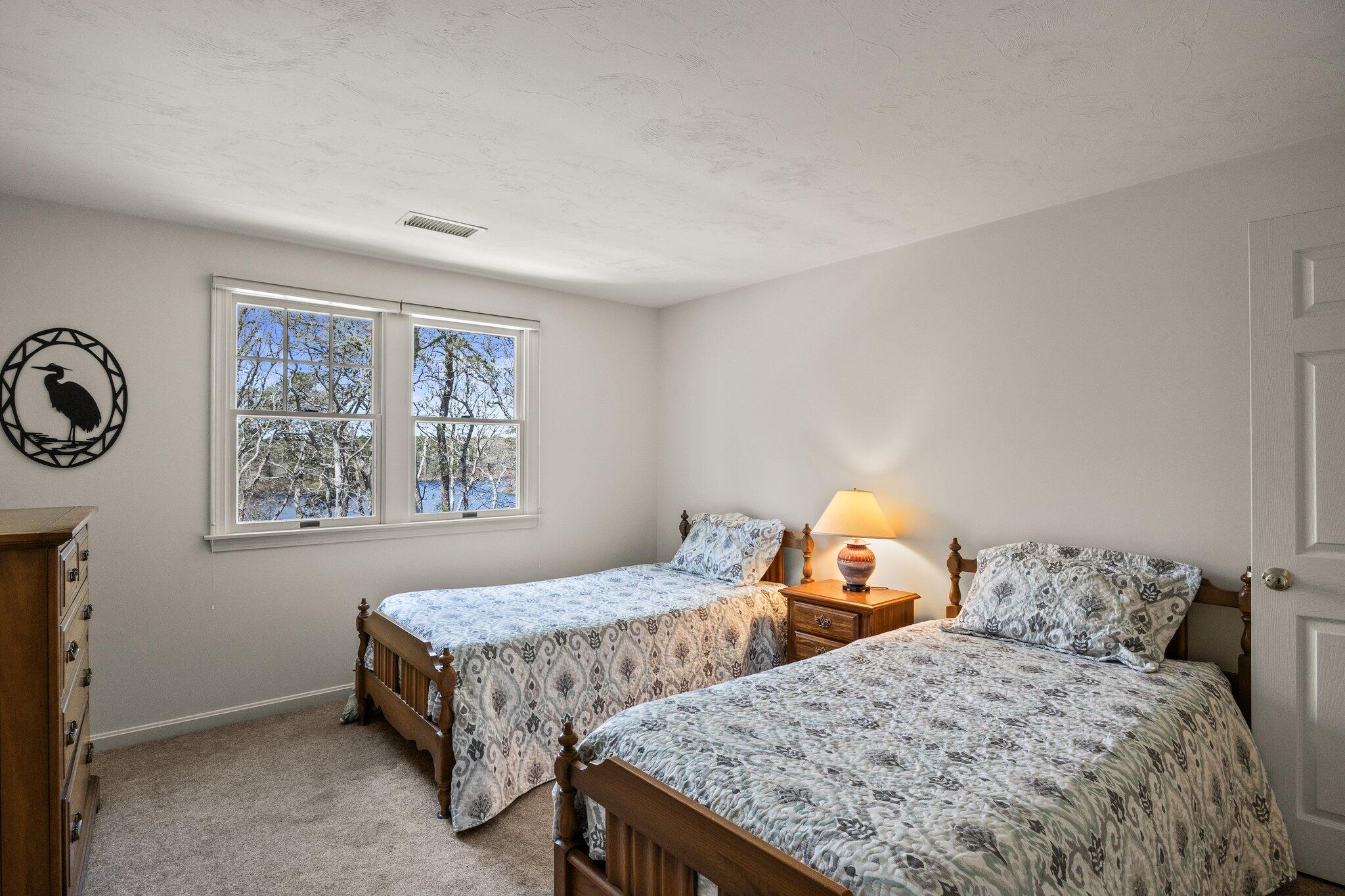 5 Eldridge Pond Road