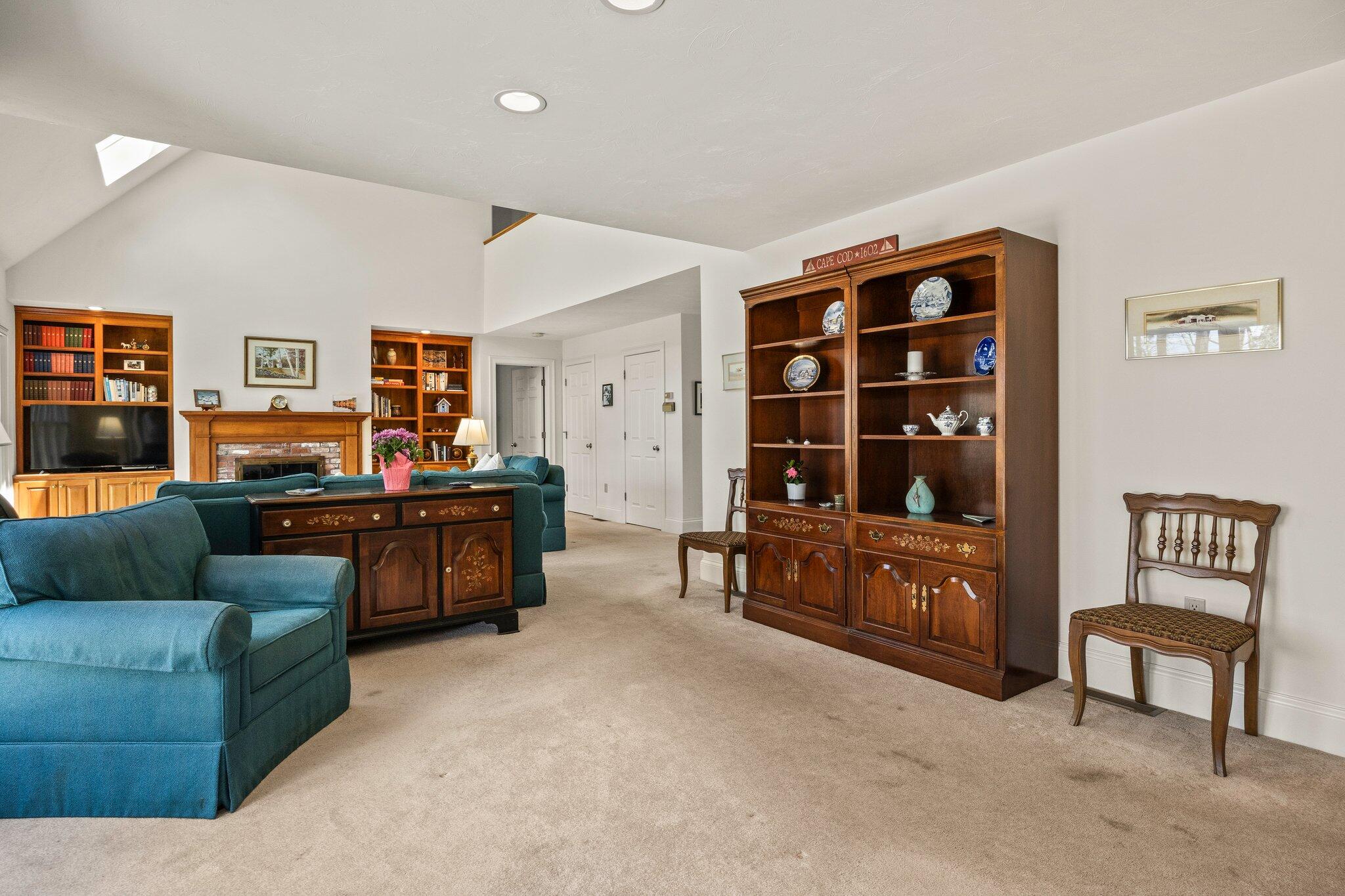 5 Eldridge Pond Road