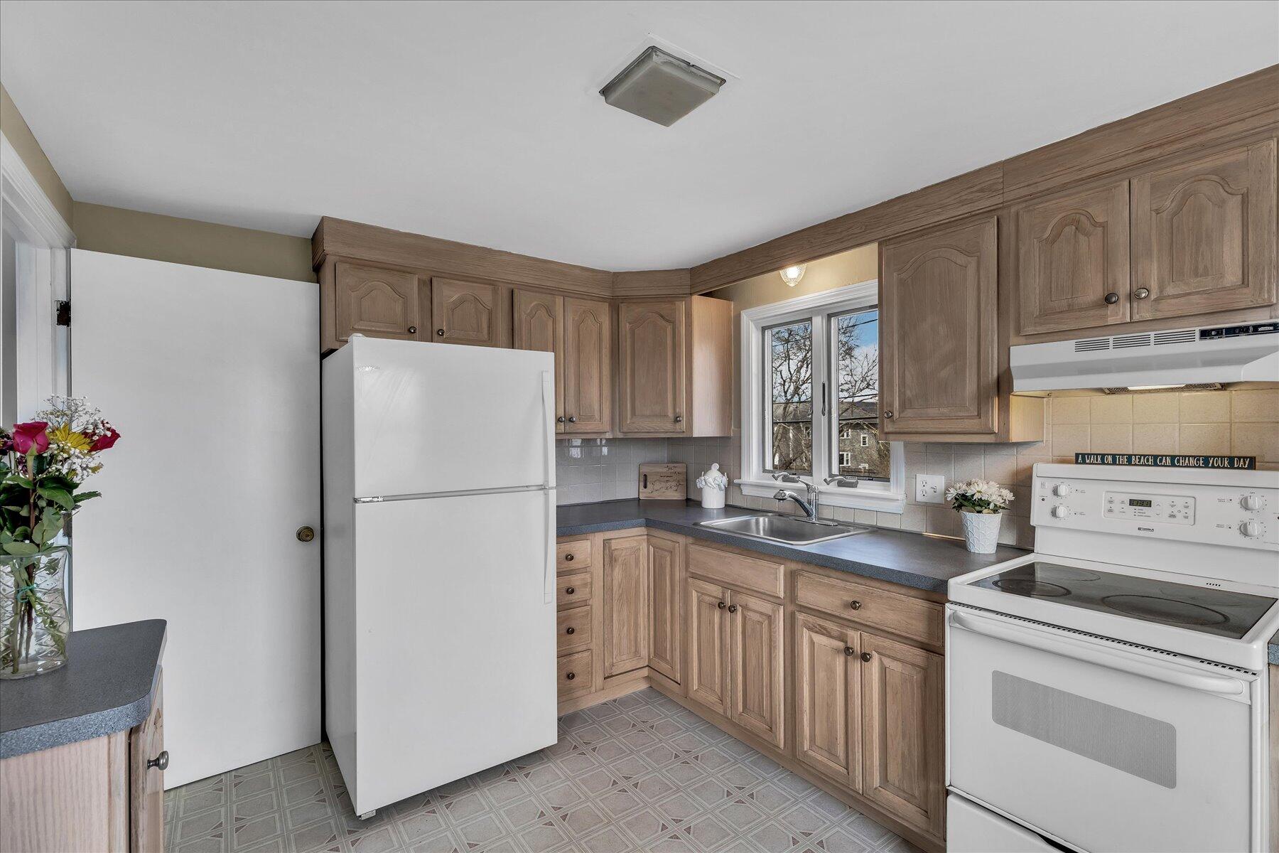 221 Upper County Road # 203