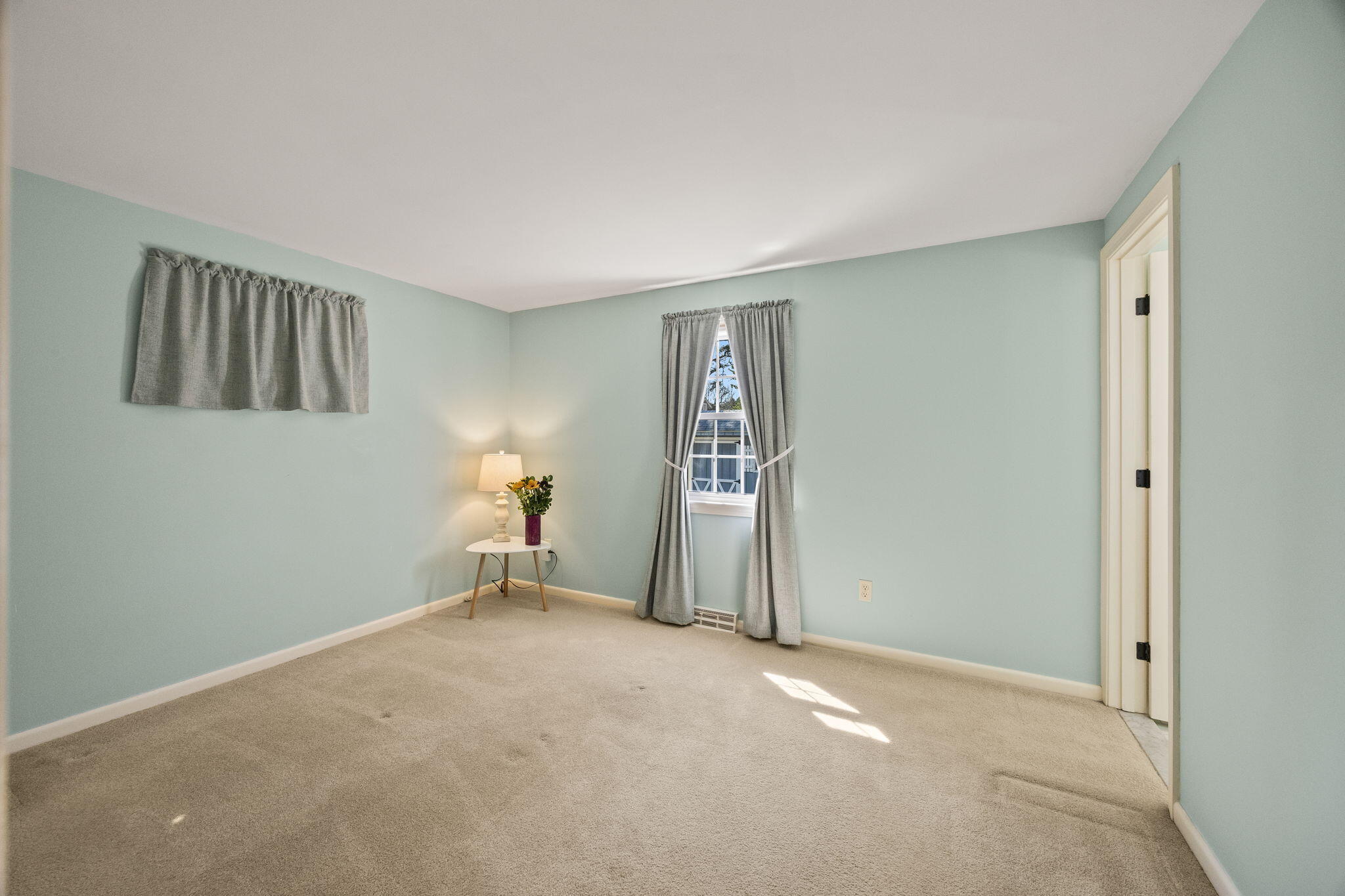 69 Astor Way
