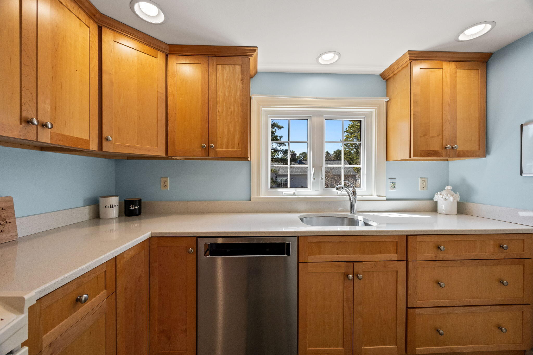 69 Astor Way