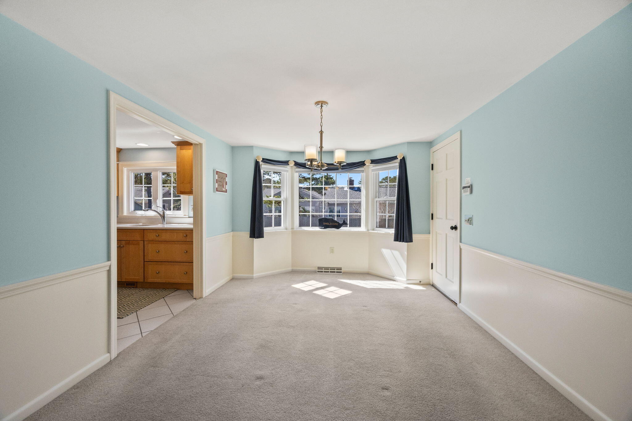 69 Astor Way