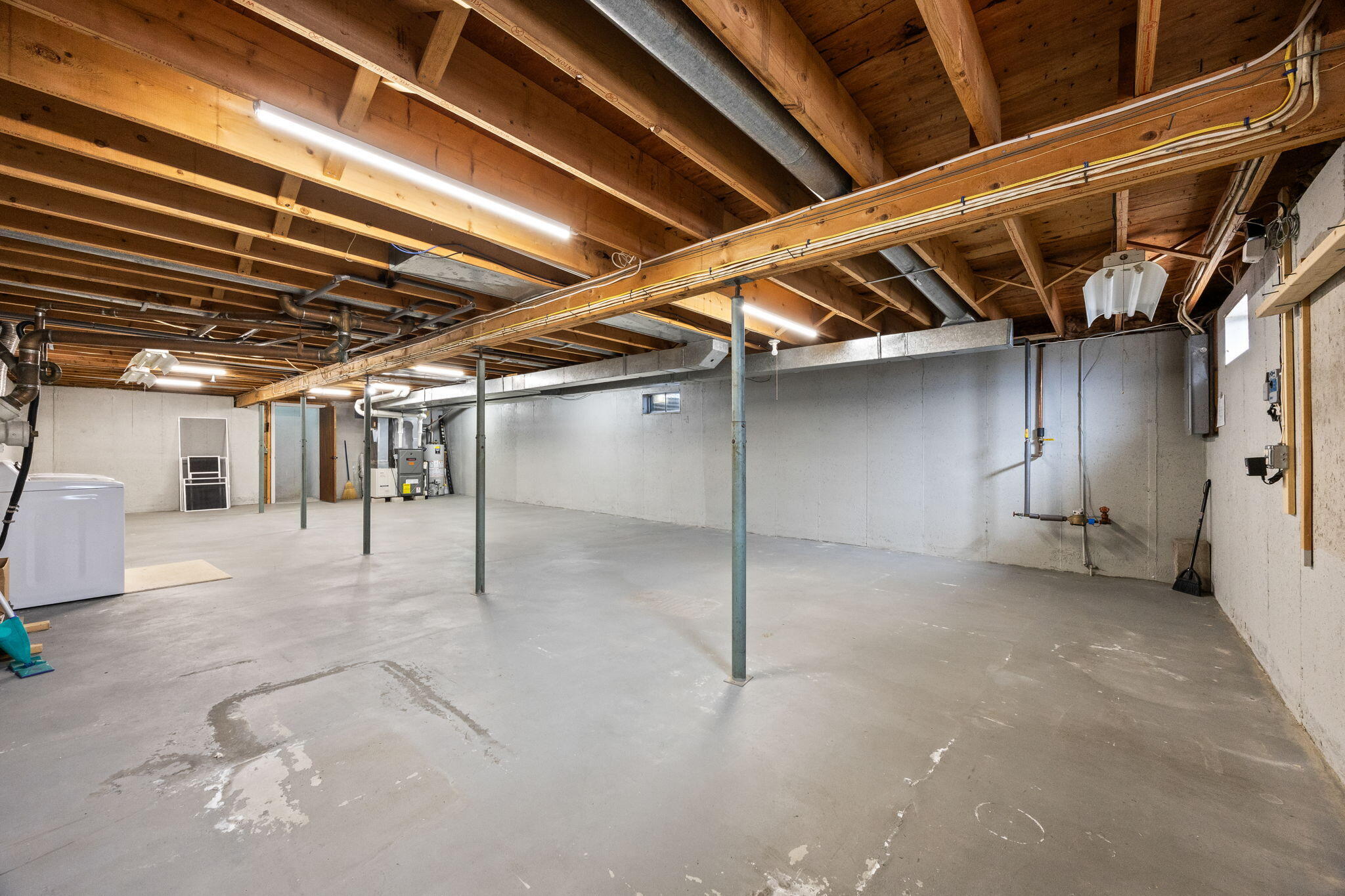 69 Astor Way