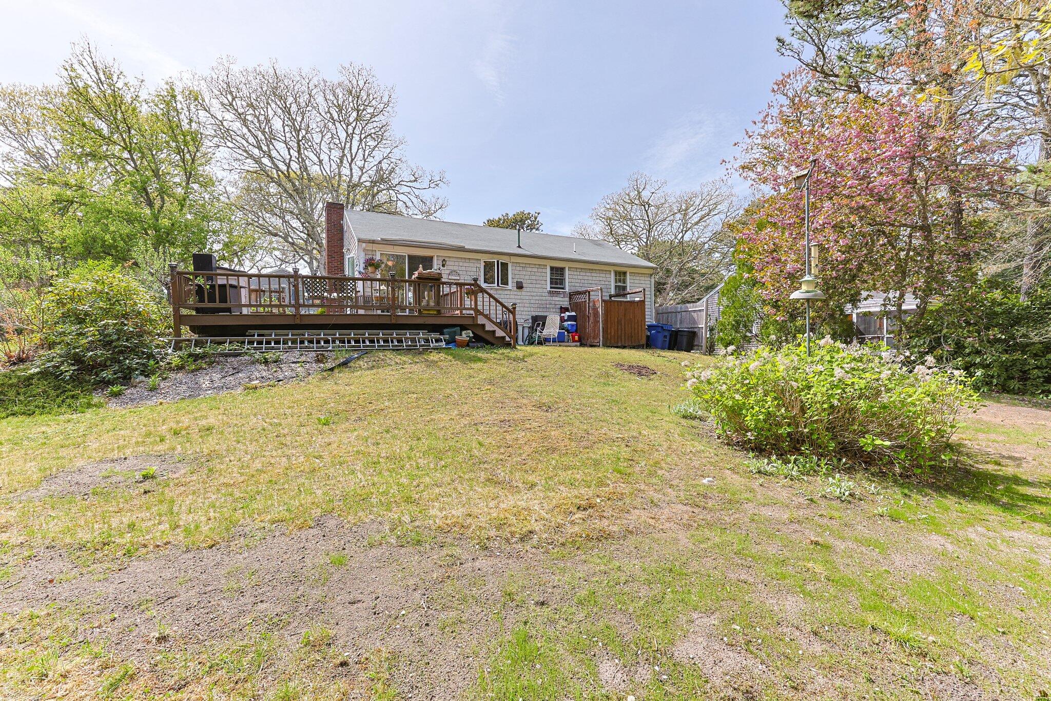15 Surrey Lane