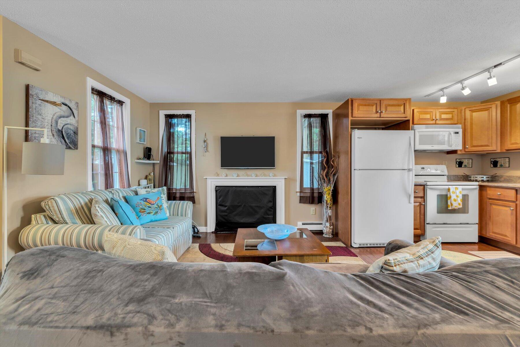 111 School Street # 6