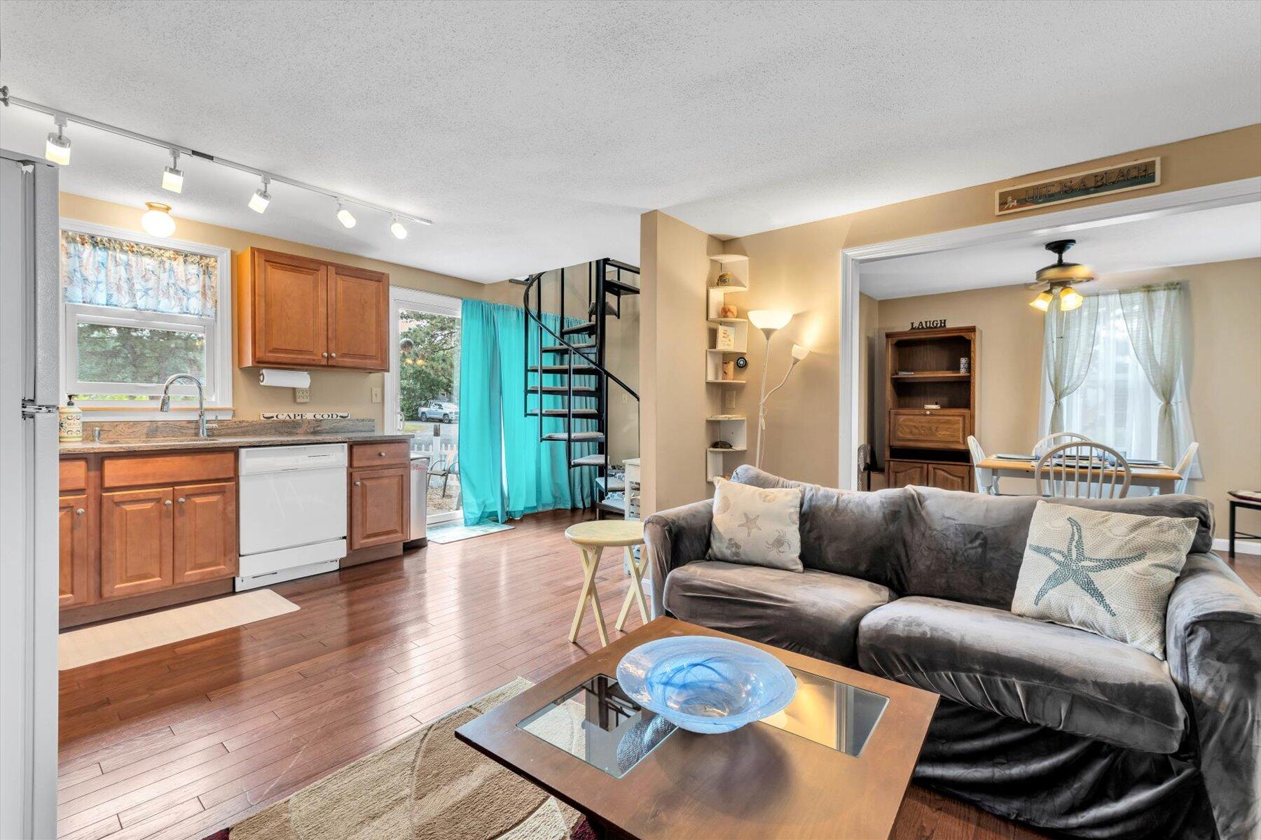 111 School Street # 6