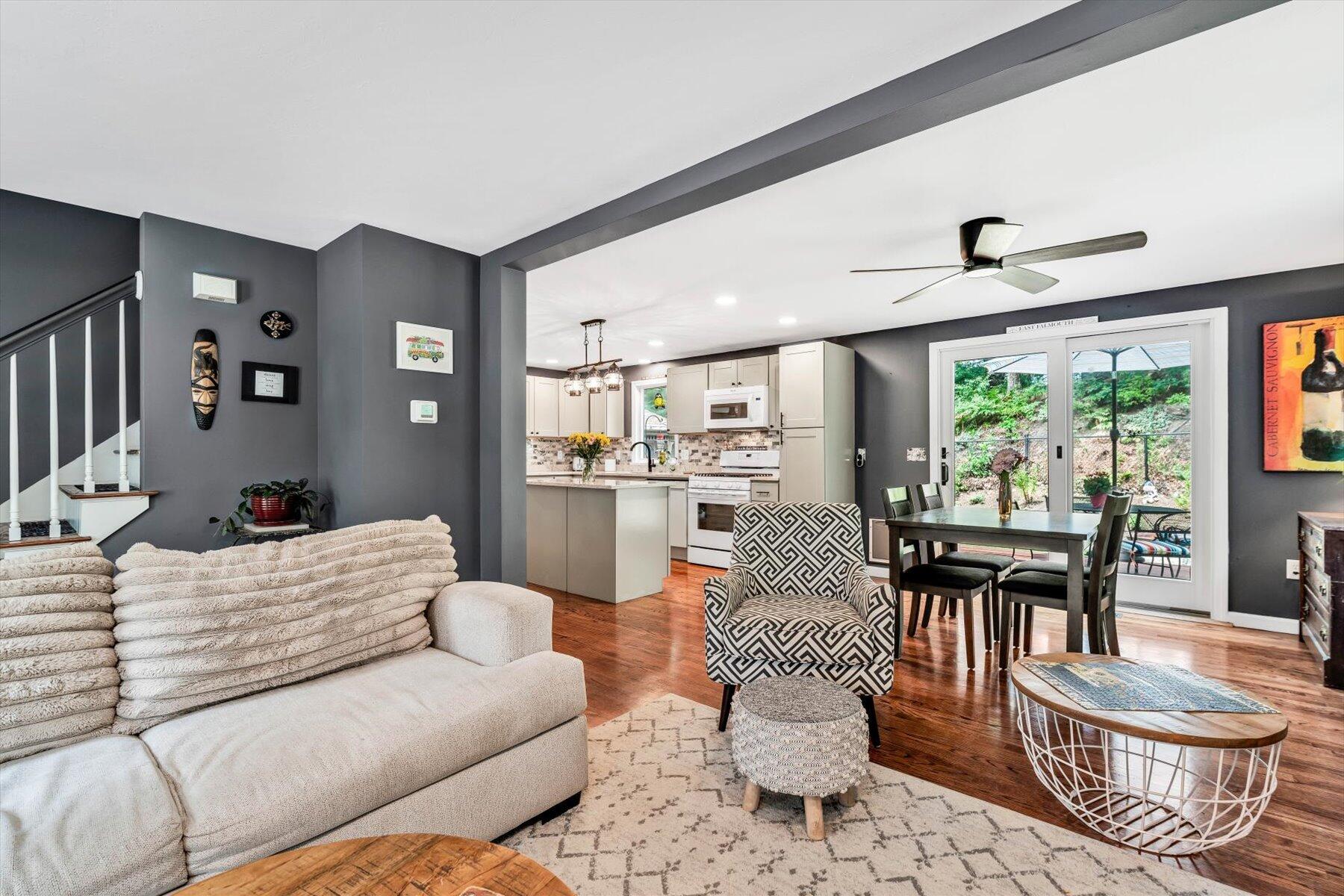 29 Happy Hollow Road