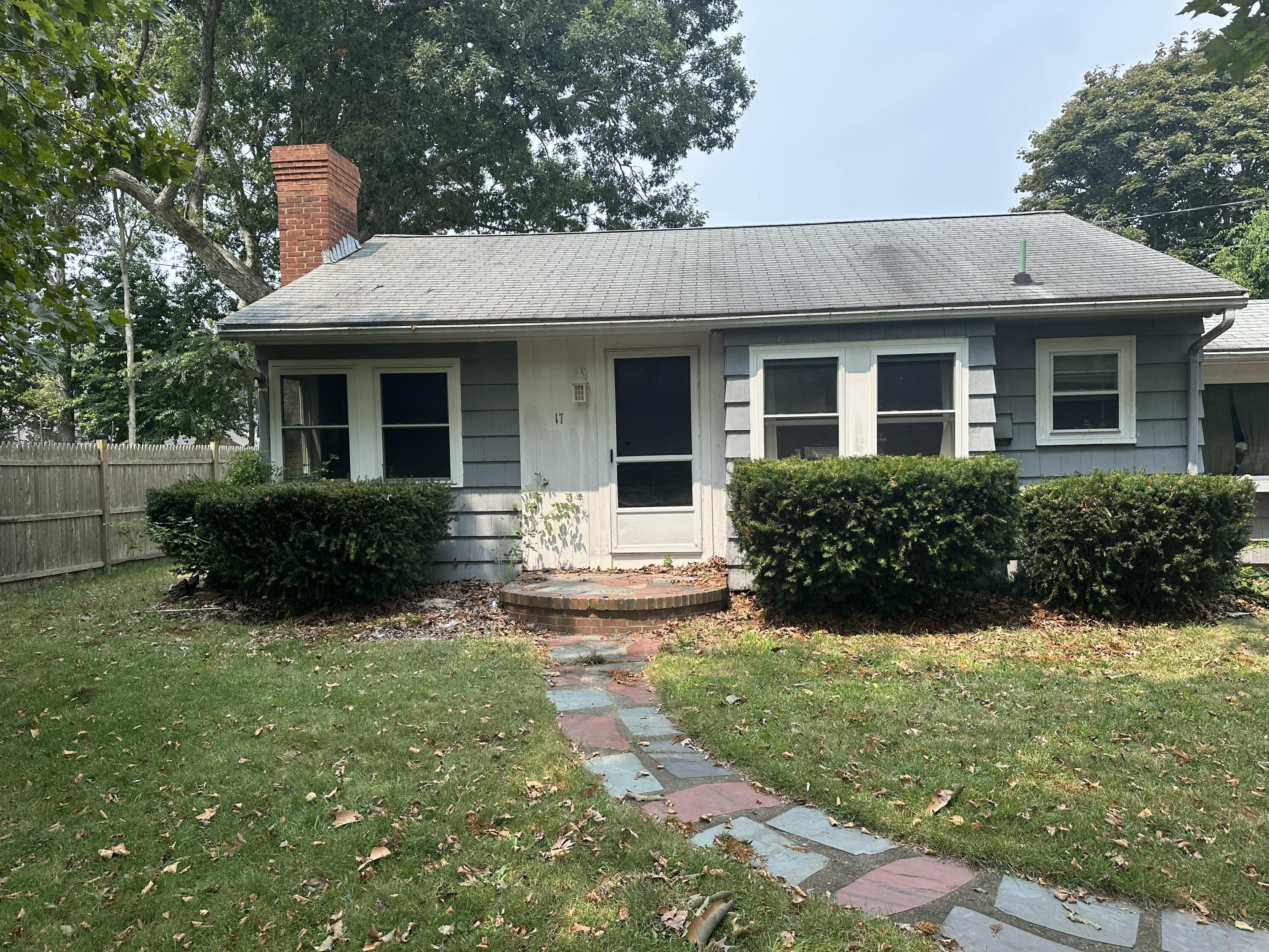 17 Winslow Gray Road