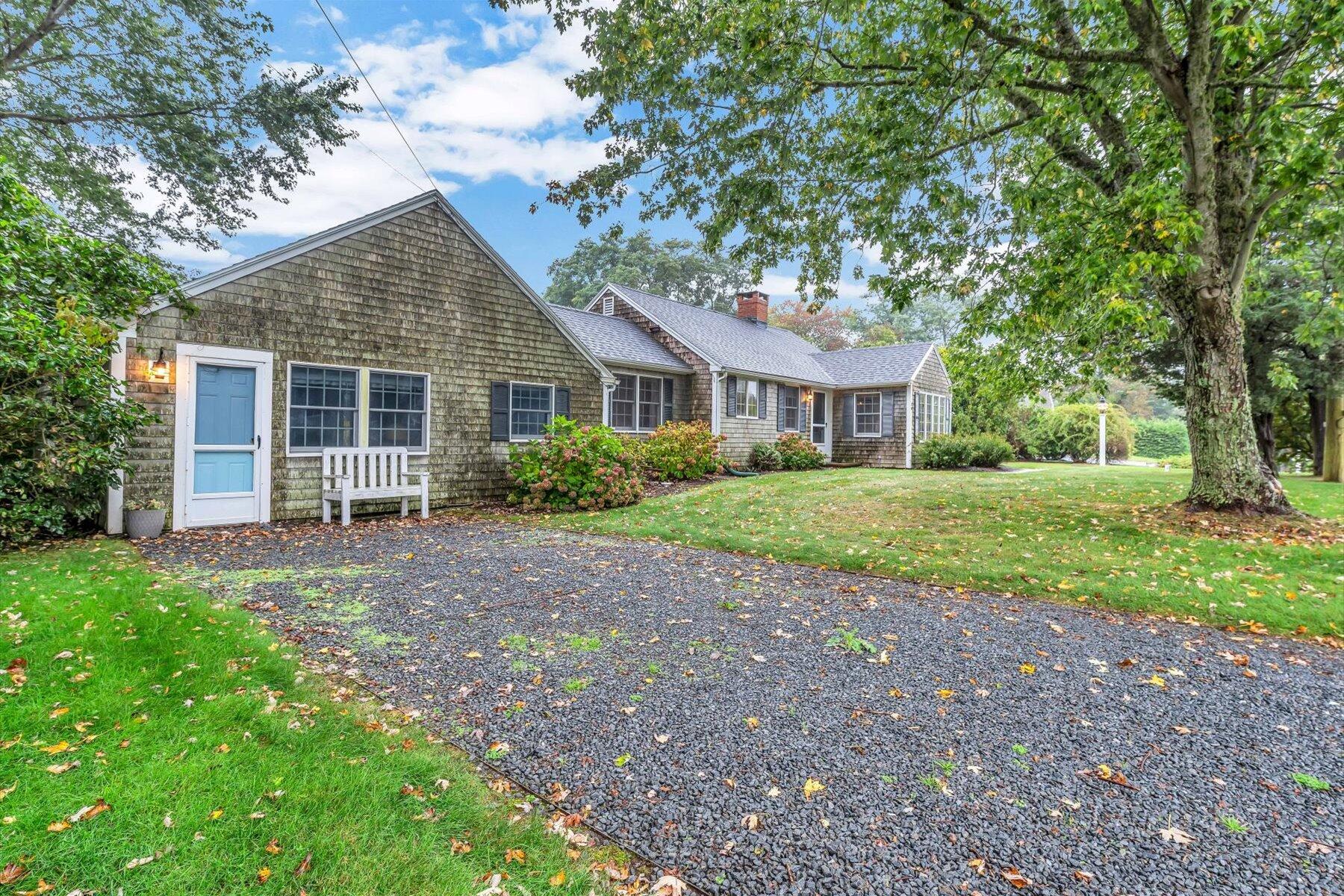 30 Cove Road