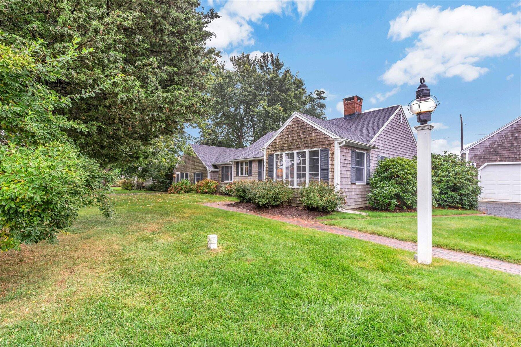 30 Cove Road
