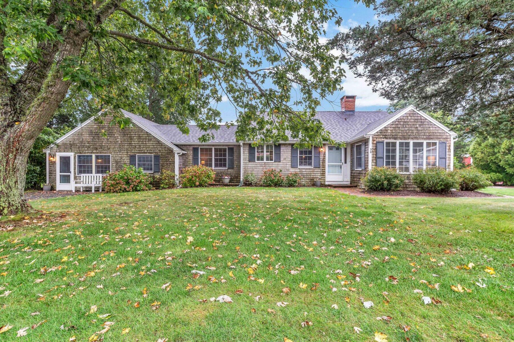 30 Cove Road