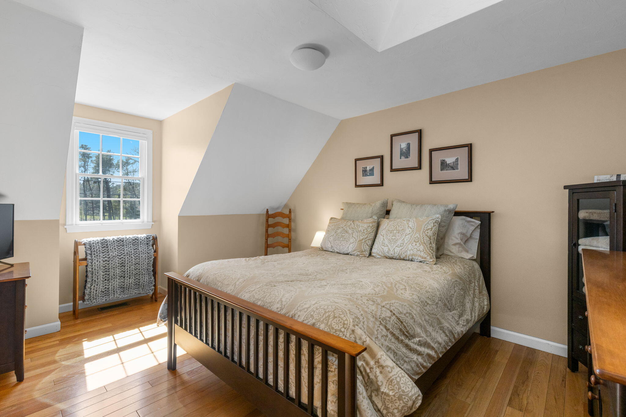 122 Evelyns Drive