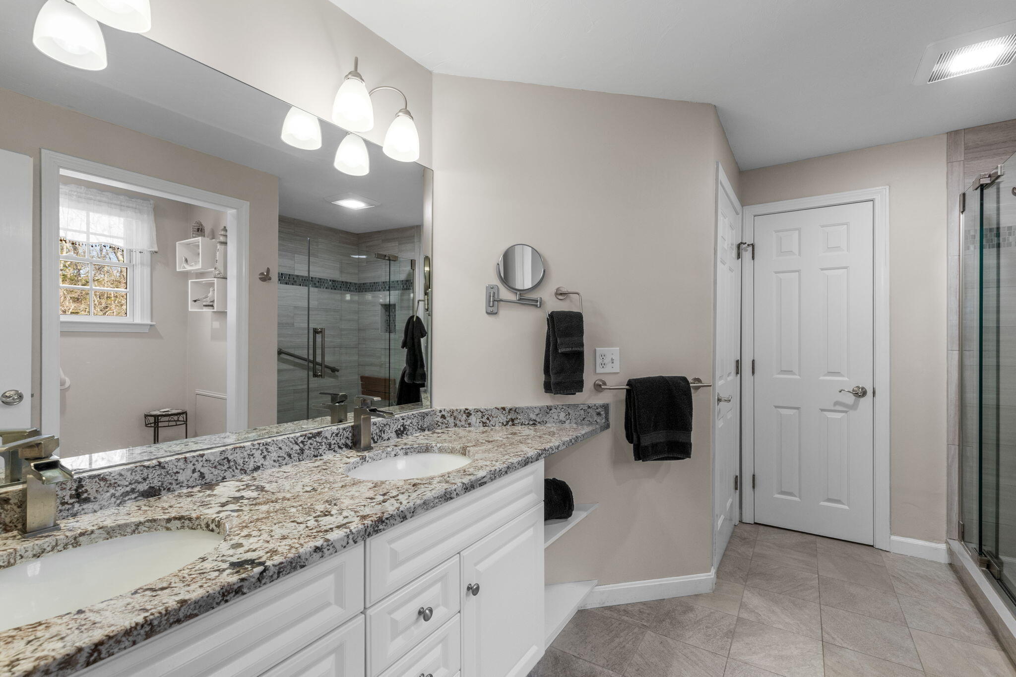 122 Evelyns Drive