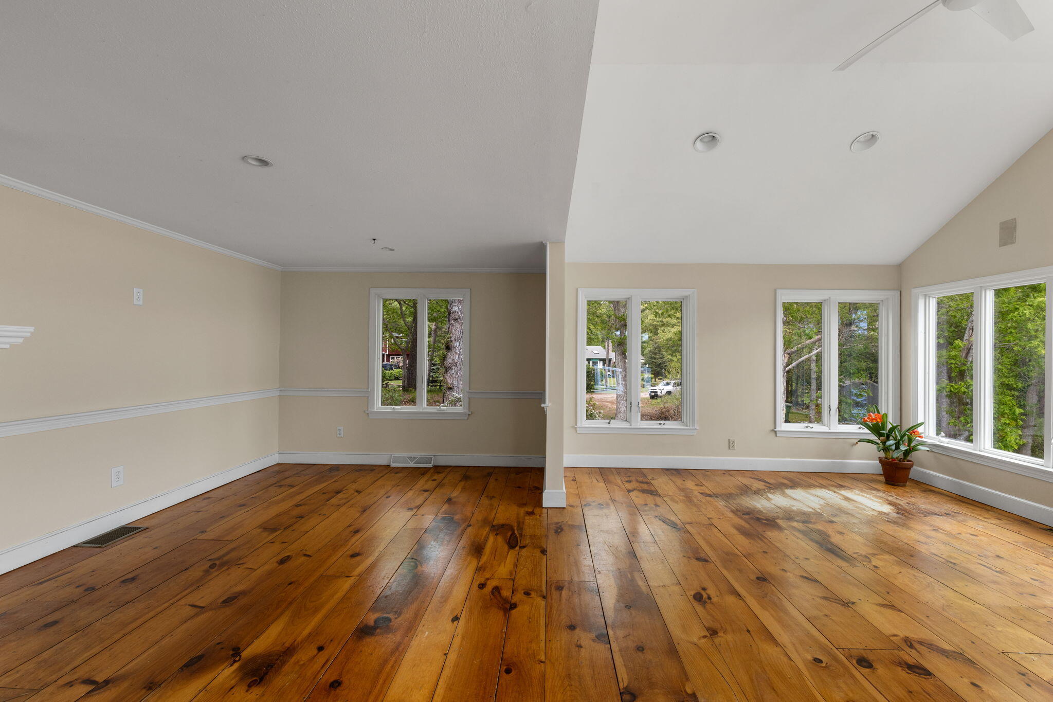 34 Featherbed Lane