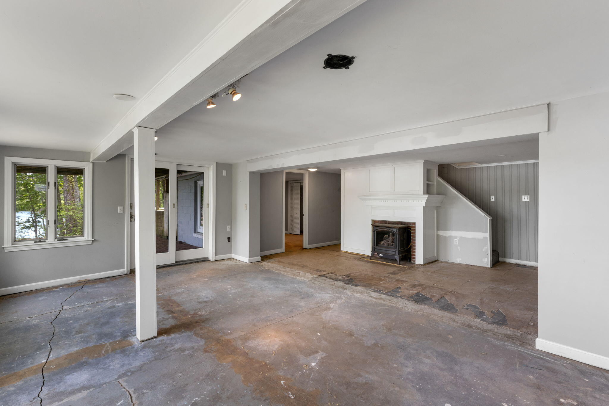 34 Featherbed Lane
