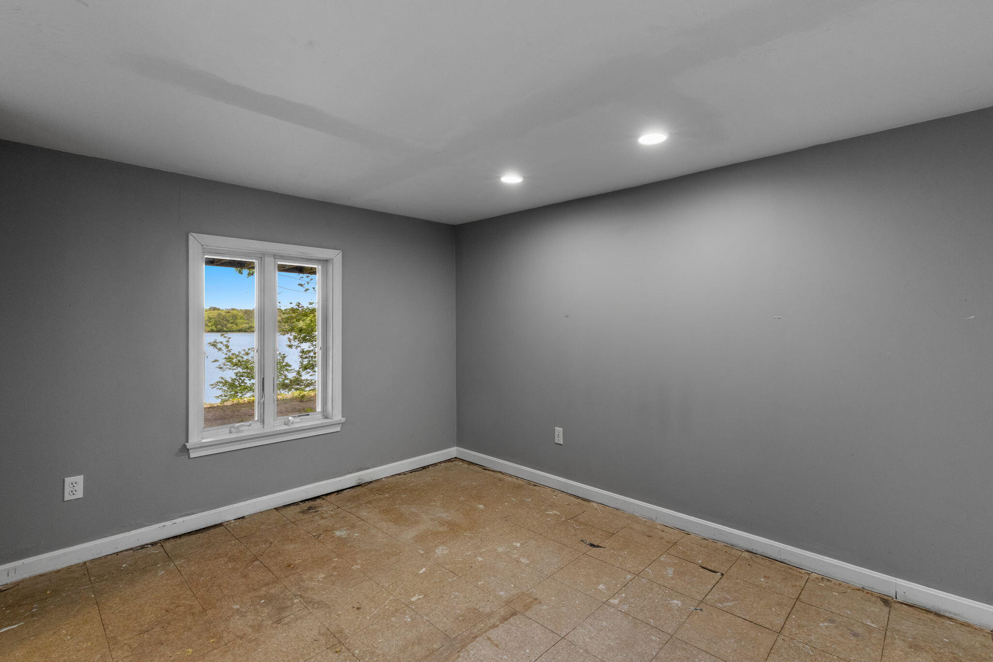 34 Featherbed Lane