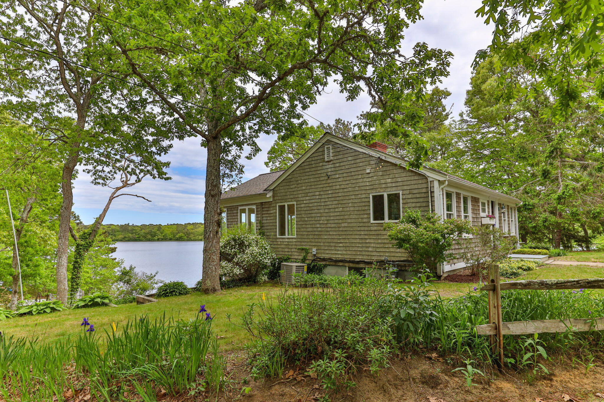 34 Featherbed Lane