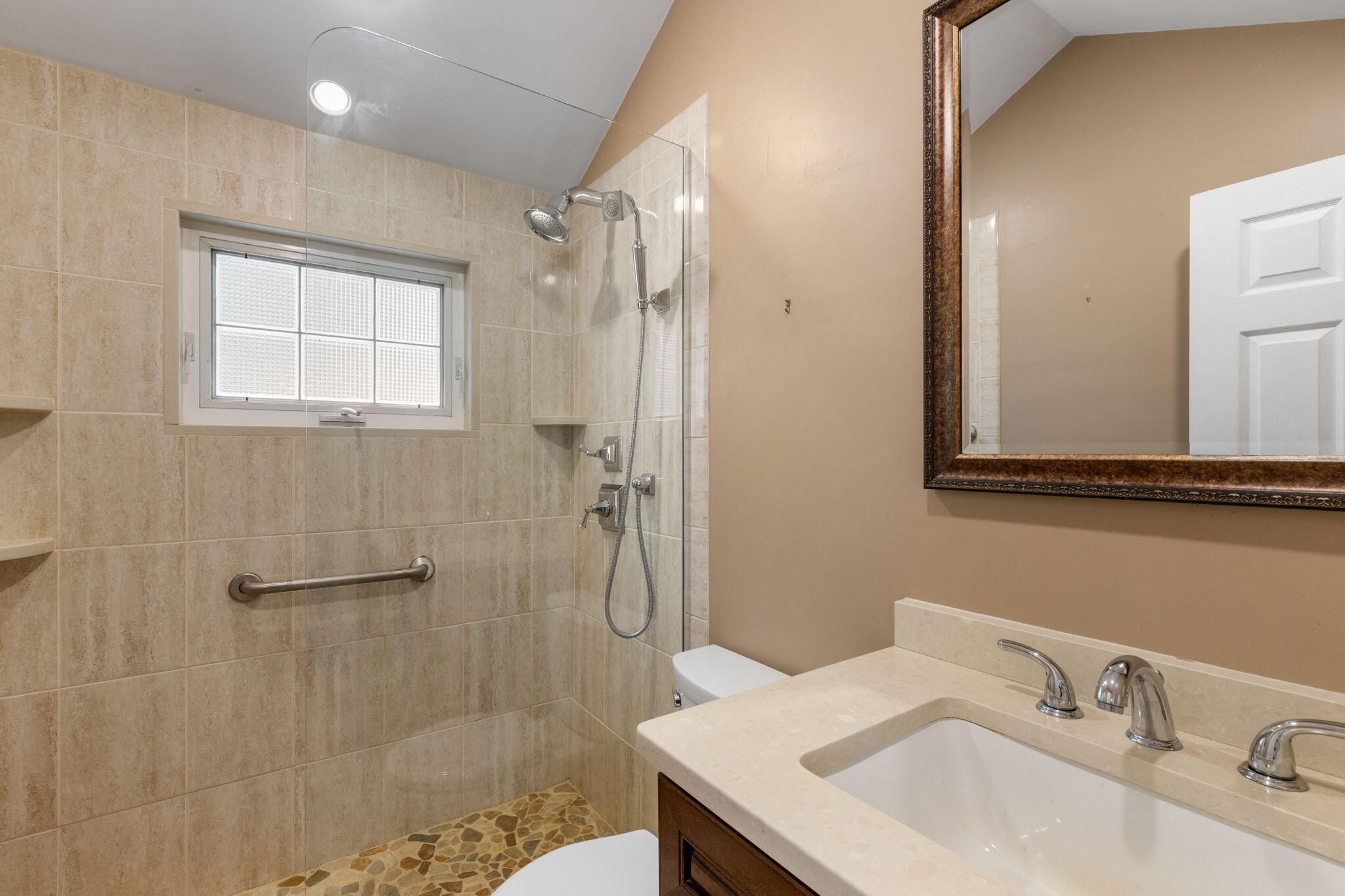 34 Featherbed Lane