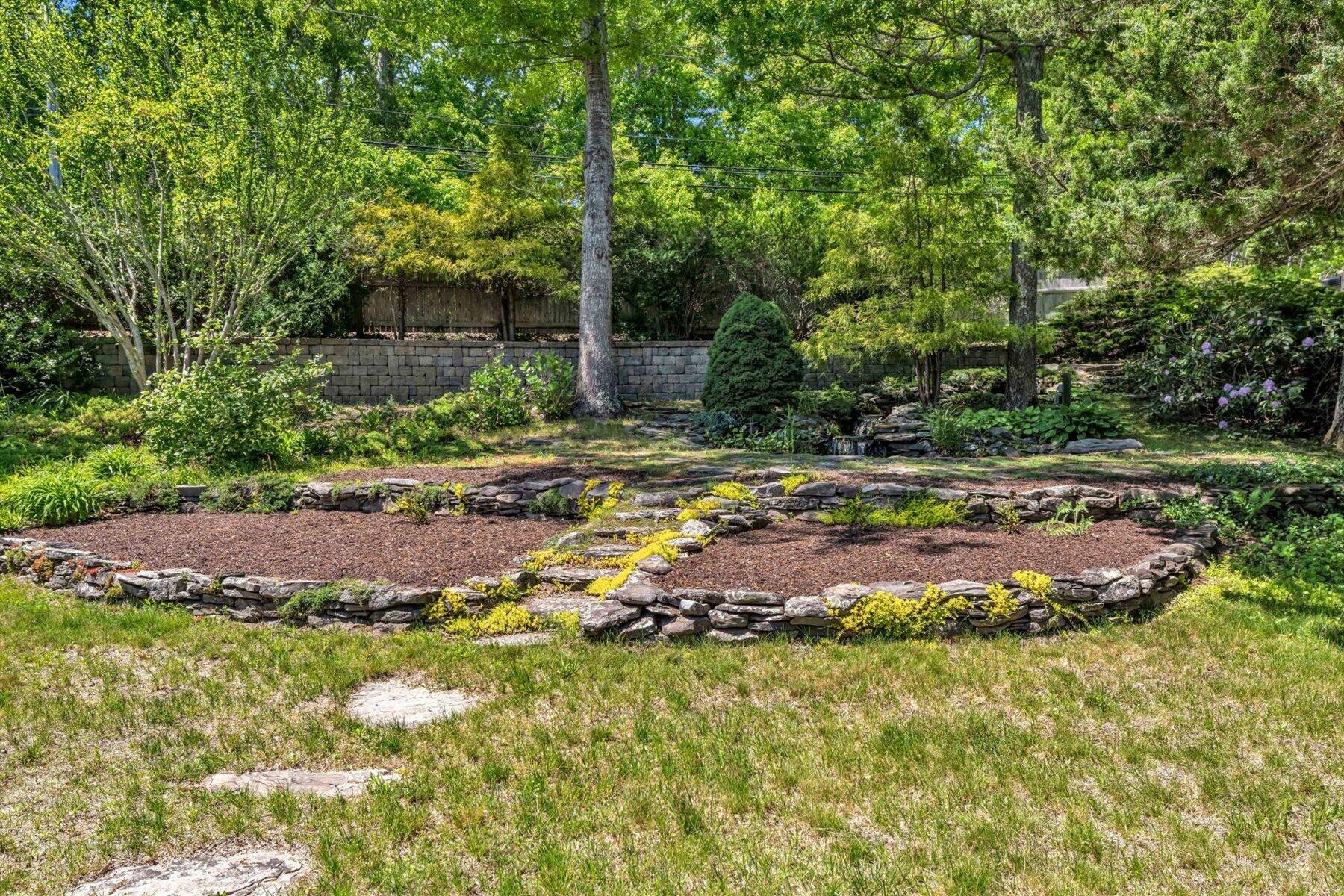 507 S Orleans Road