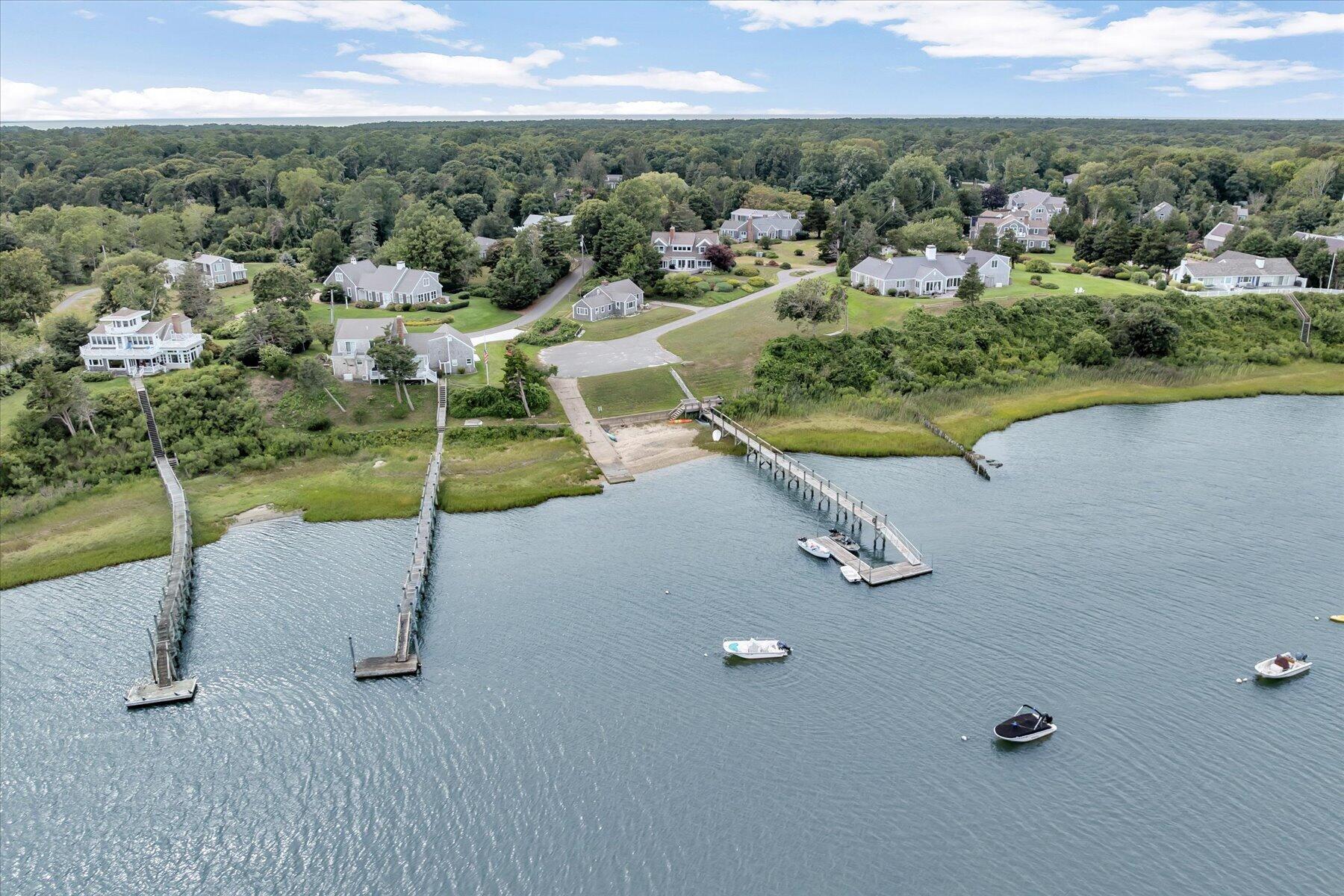 80 Cove Road