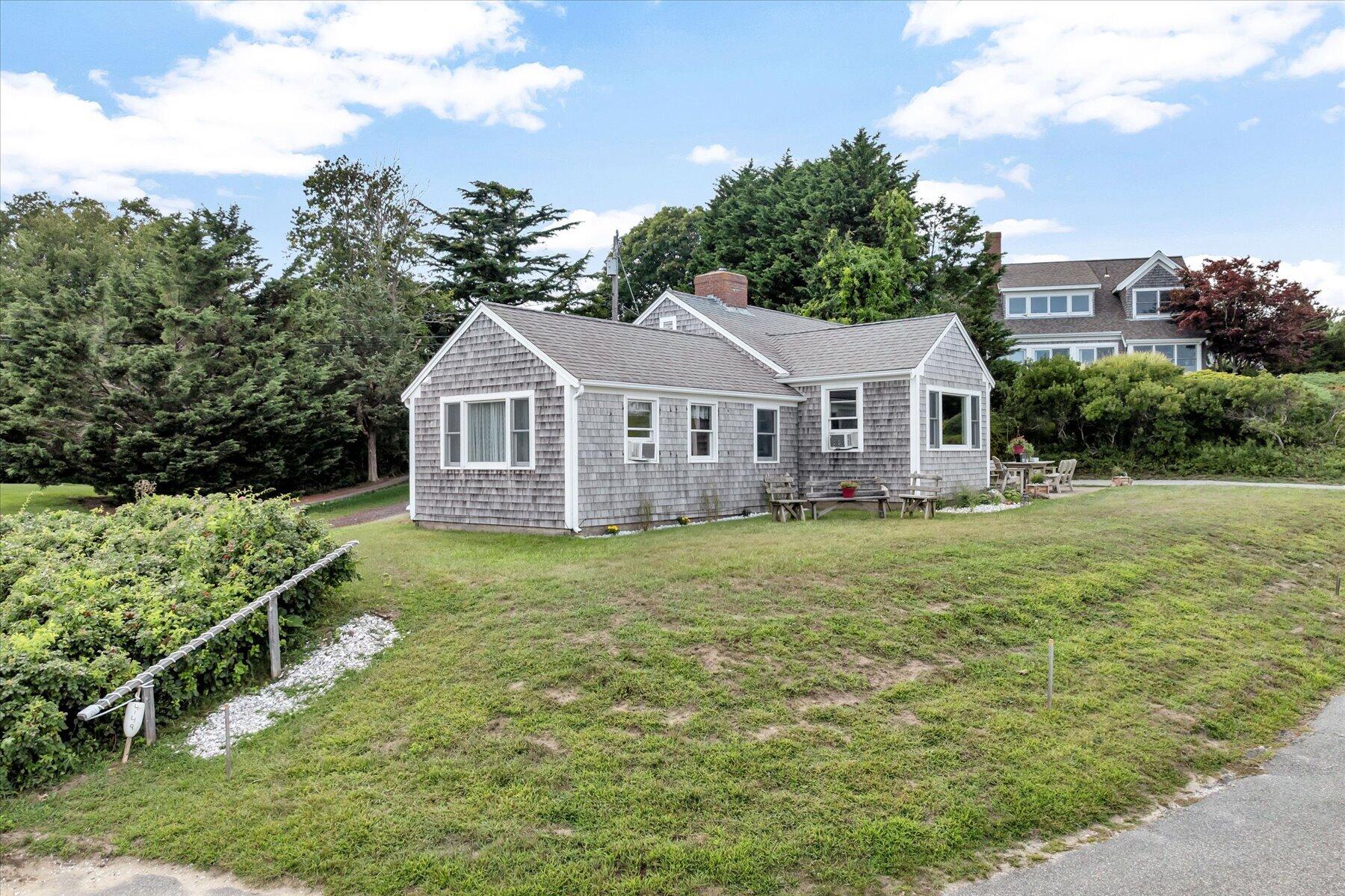 80 Cove Road