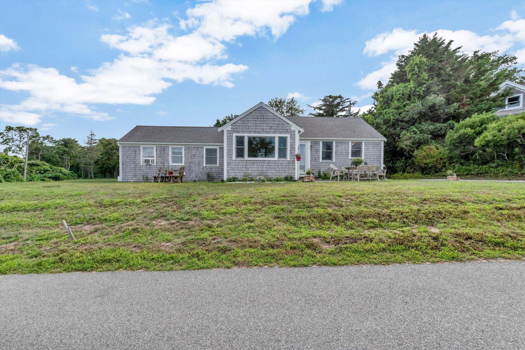 80 Cove Road
