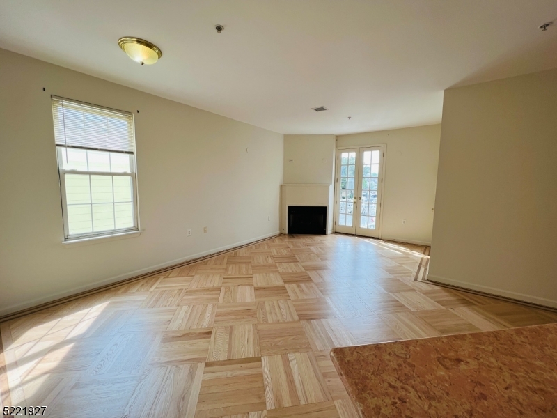 13 NORTH UNION AVENUE 5