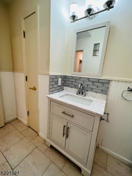 13 NORTH UNION AVENUE 5