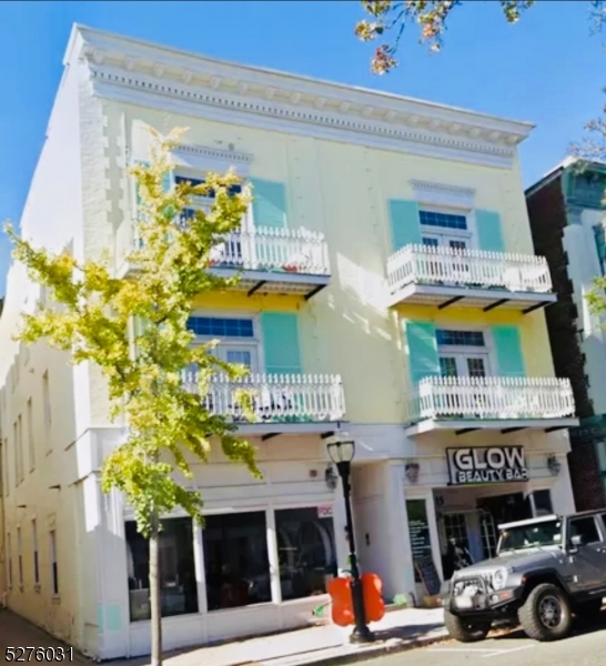 13 NORTH UNION AVENUE 5