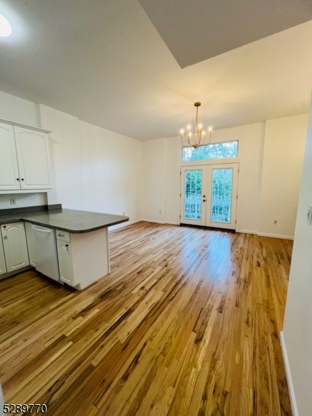 13 NORTH UNION AVENUE 2
