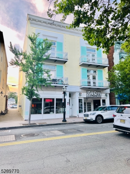 13 NORTH UNION AVENUE 2