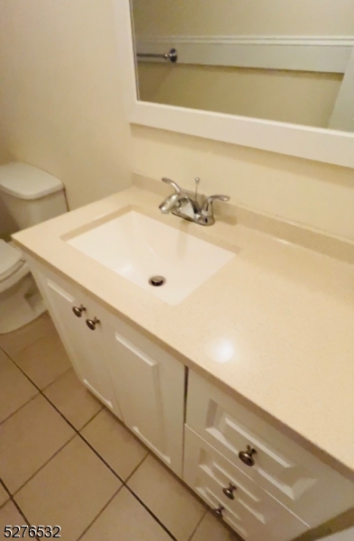25 ELM STREET 25B