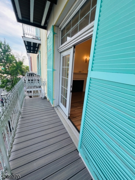 13 North Union Avenue 2