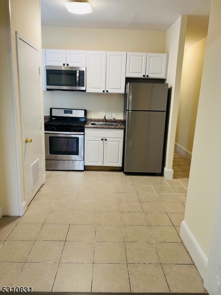 31 Elm STREET 31C